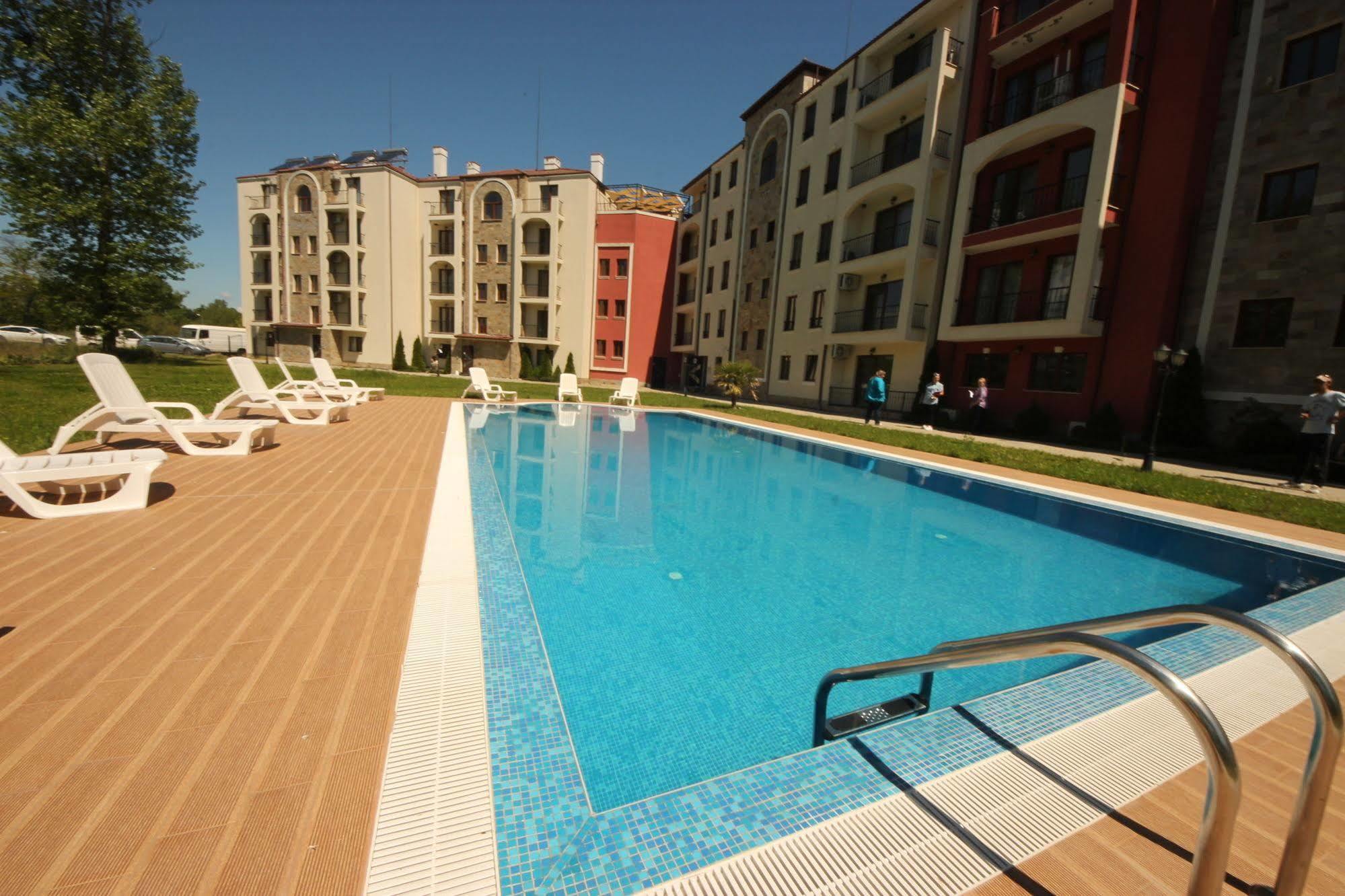 Menada Rocamar Apartments ซาเรโว ภายนอก รูปภาพ