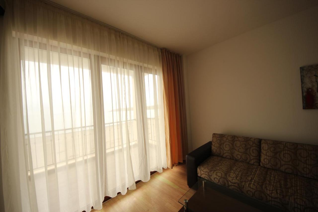 Menada Rocamar Apartments ซาเรโว ภายนอก รูปภาพ