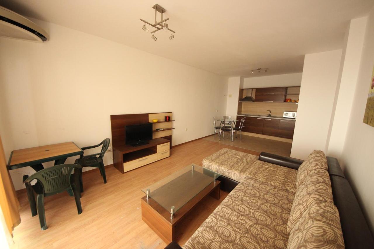 Menada Rocamar Apartments ซาเรโว ภายนอก รูปภาพ